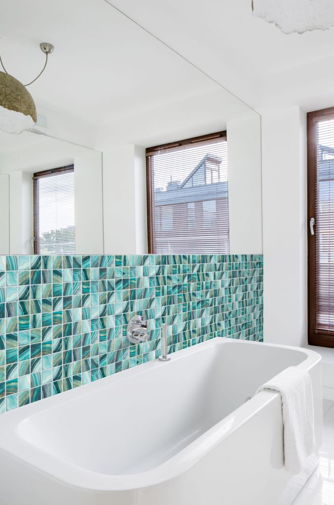 Vanguard Penta Onyx Teal Square Mosaic Tile