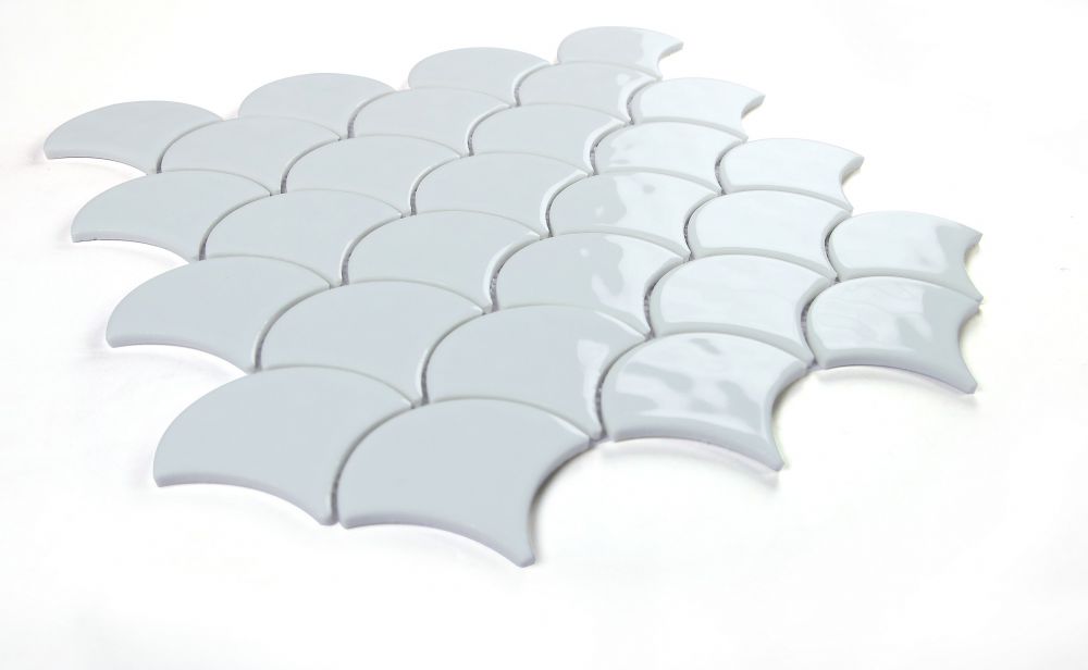 Snowglass Scale Ripple Polished Mosaic Tile