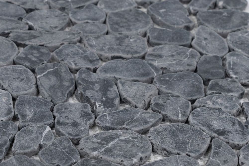 River Stone Bluestone Pebble Mosaic Tile