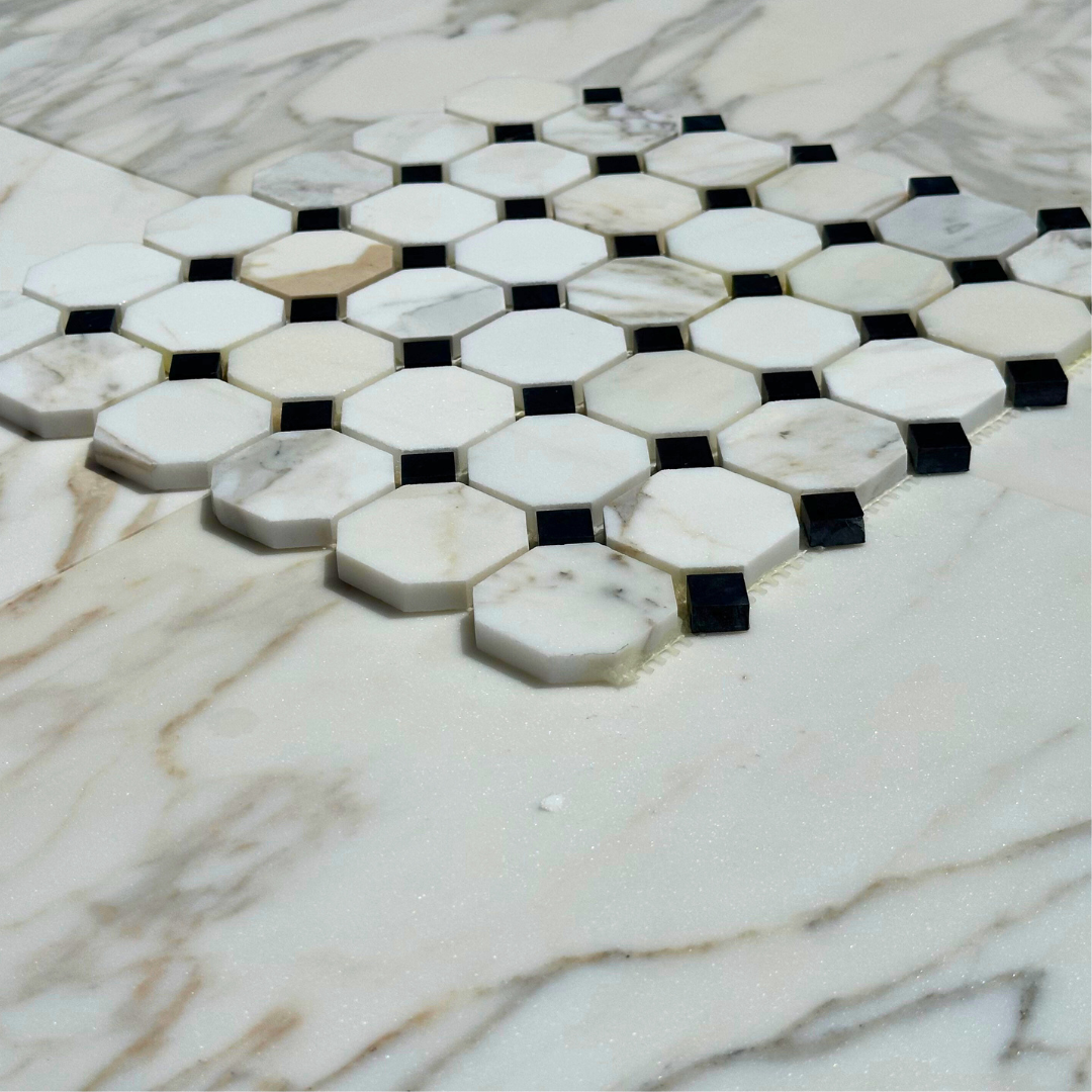 Calacatta Gold Marble Octagon with Black Mosaic