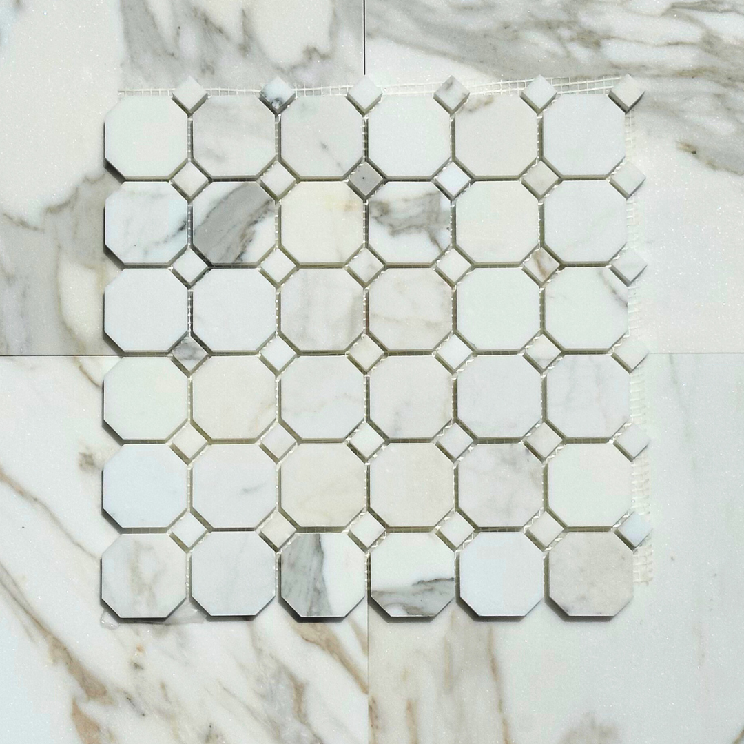 Calacatta Gold Marble with Calacatta Mosaic Tile