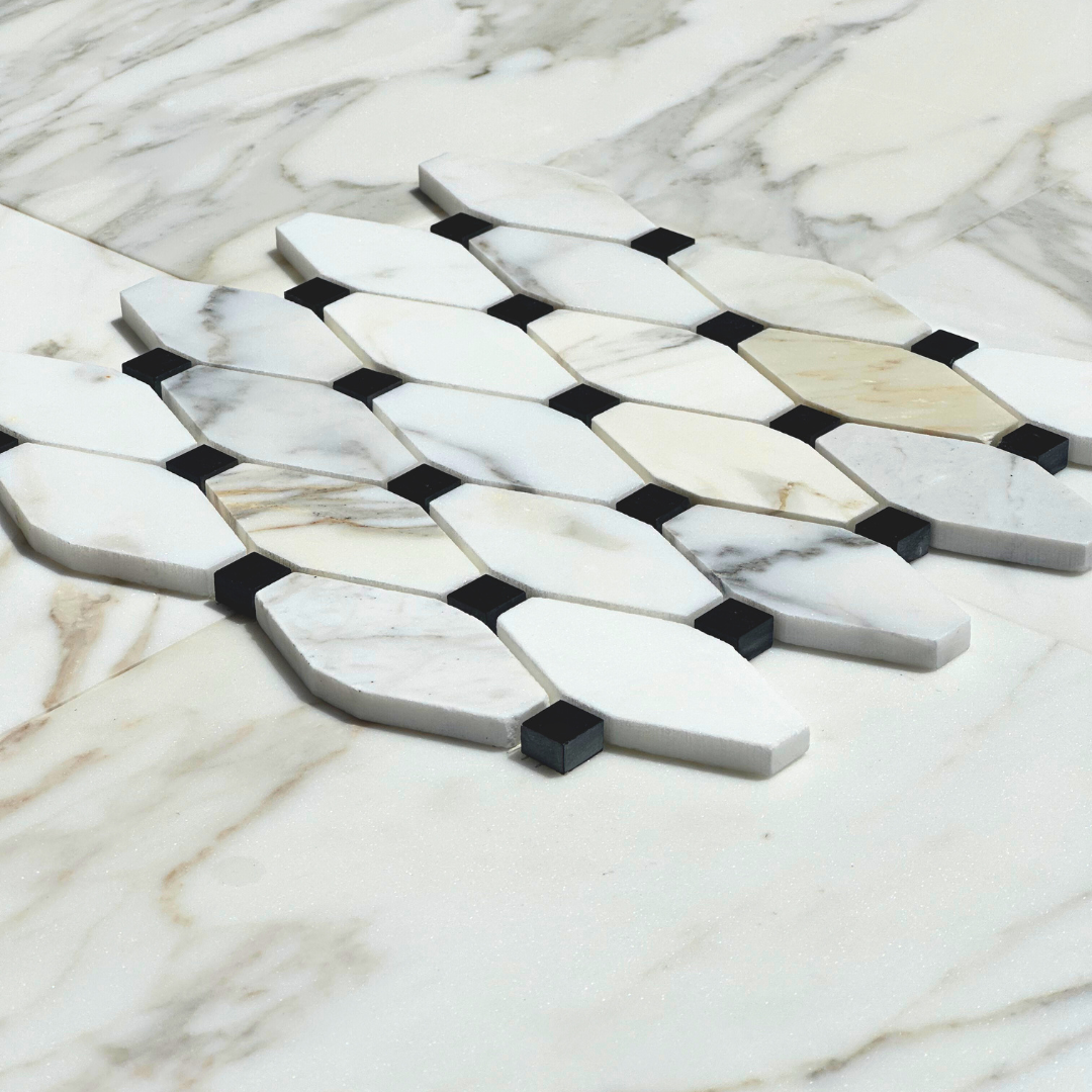 Calacatta Gold Marble Octave with Black Mosaic