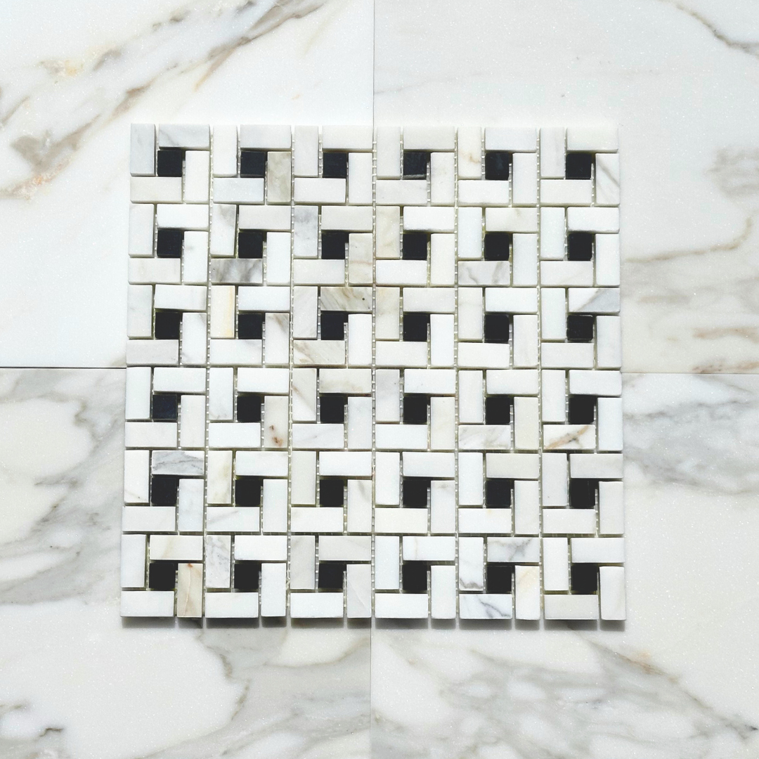 Calacatta Gold Marble Pinwheel with Black Mosaic