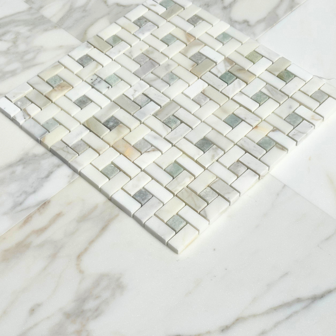Calacatta Gold Marble Pinwheel with Ming Green Mosaic