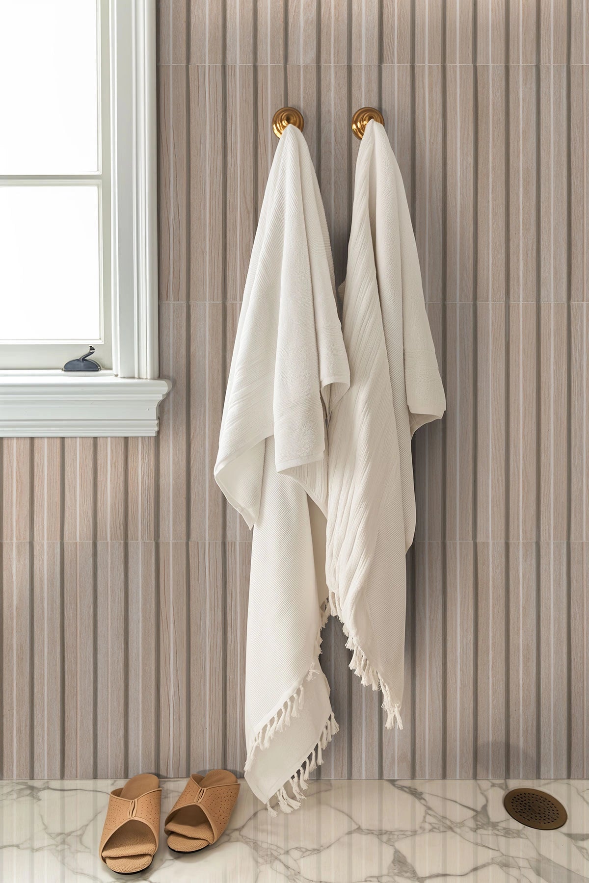 Sinfonia Hip Hop Abedul Fluted Matte Porcelain Tile