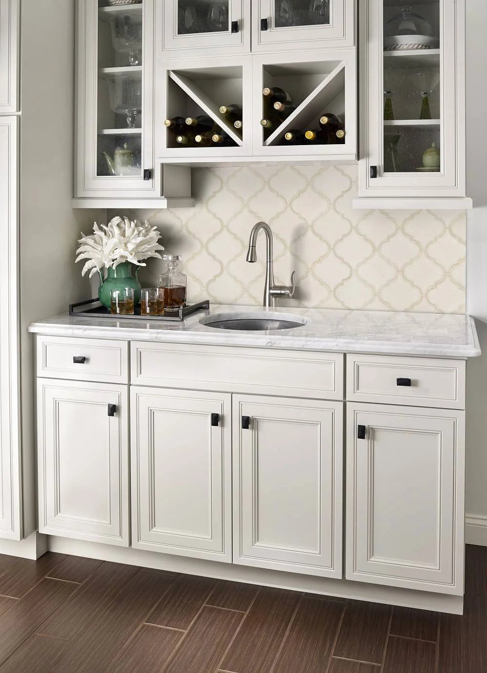 Antique White Arabesque Tile 8mm in kitchen
