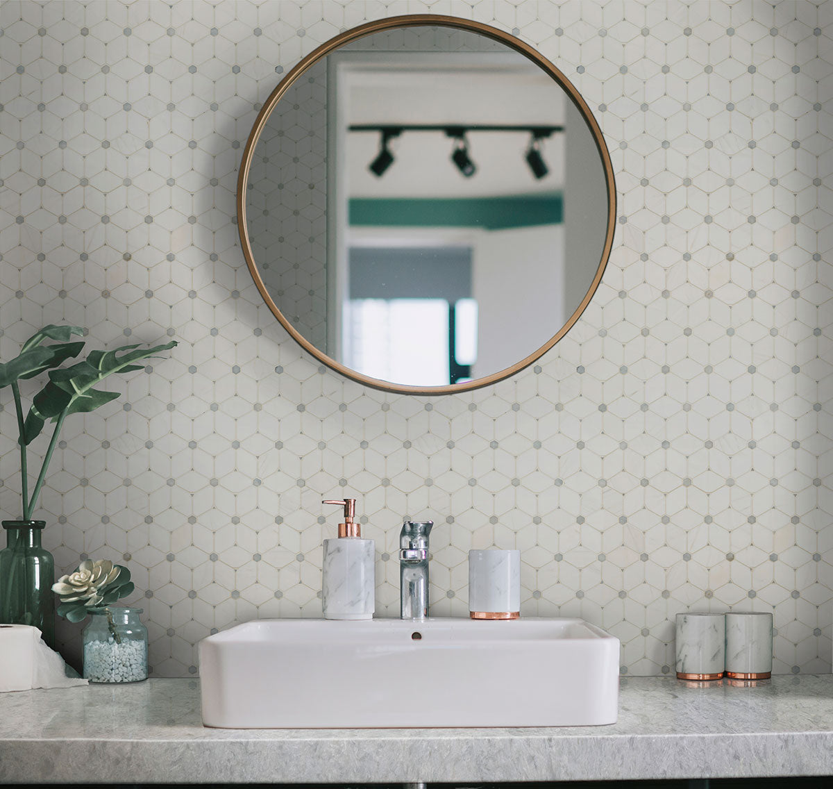 Cecily Grigio Polished Mosaic Tile - Mosaicenter