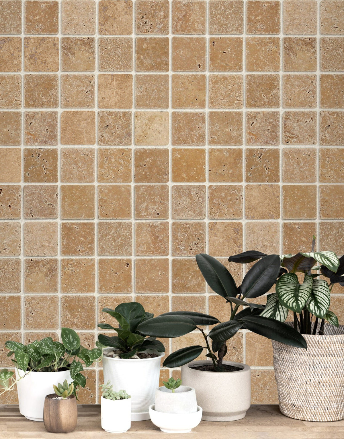 Square pattern tile