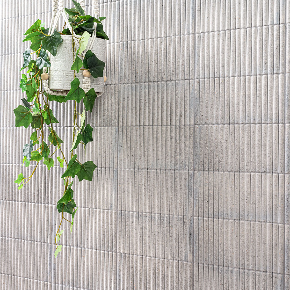 Sinfonia Piano Ceniza Fluted Matte Porcelain Tile