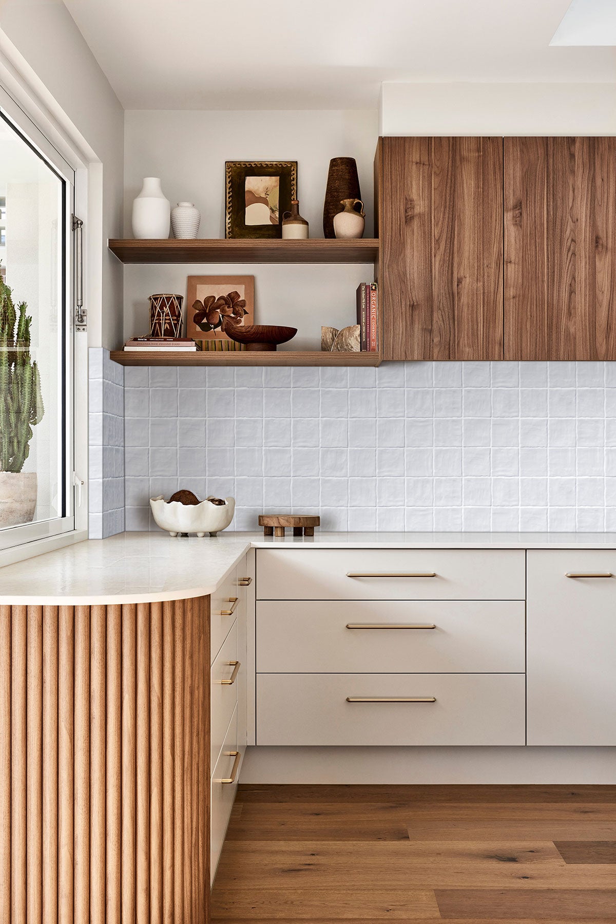 ZEST STAR TILE 4X4 Satin Tiles - 2.5x8