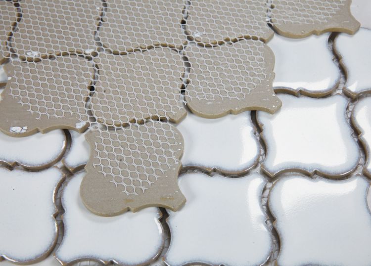 Hulu Fancy White 10.75 x 11.25