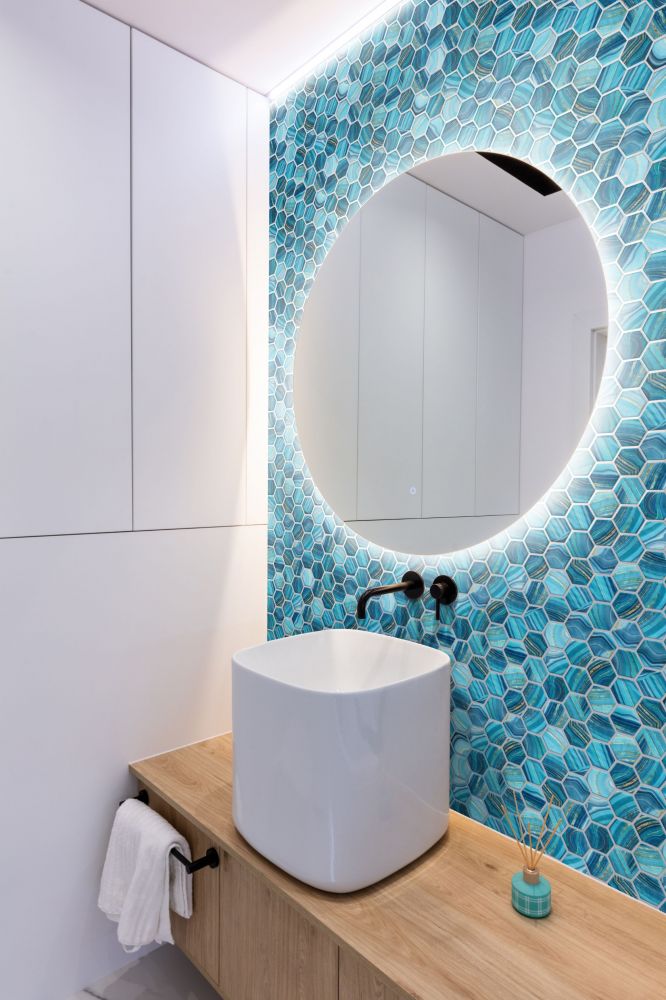 Vanguard Hex XL Onyx Blue Mosaic Tile