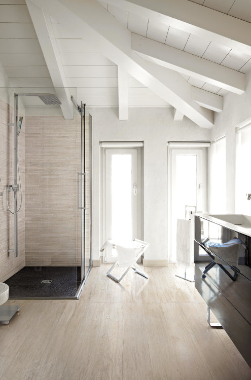 Selection Oak White Tile Grip R11 6 x 36