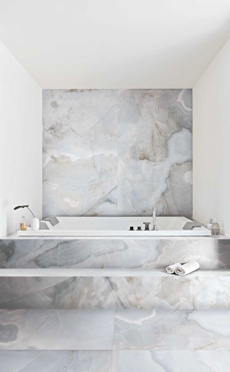 Reves Bleu Matte 12 x 24