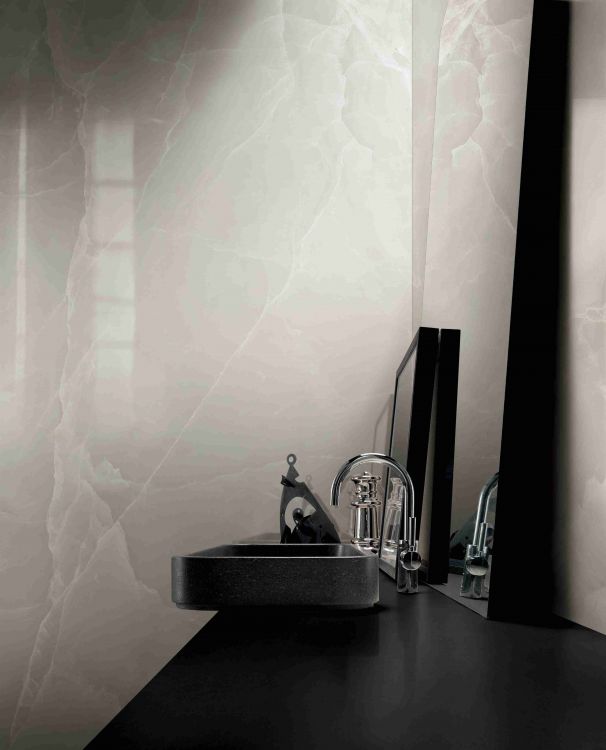 Eccentric Luxe Cloudy White Glossy 6MM 47 x 110