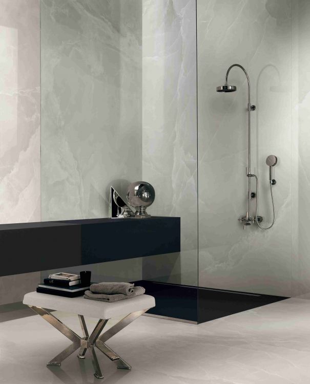 Eccentric Luxe Cloudy White Glossy 6MM 47 x 110