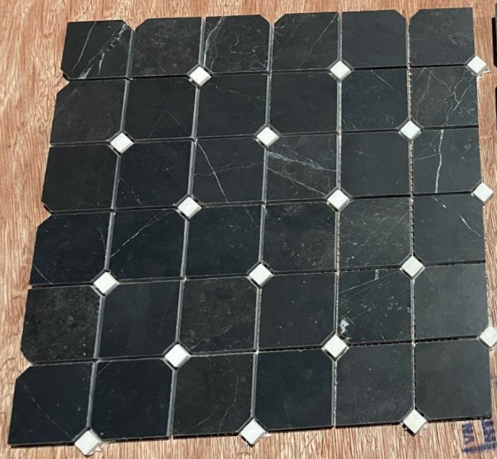 Clipped Nero Marquina 12 x 12