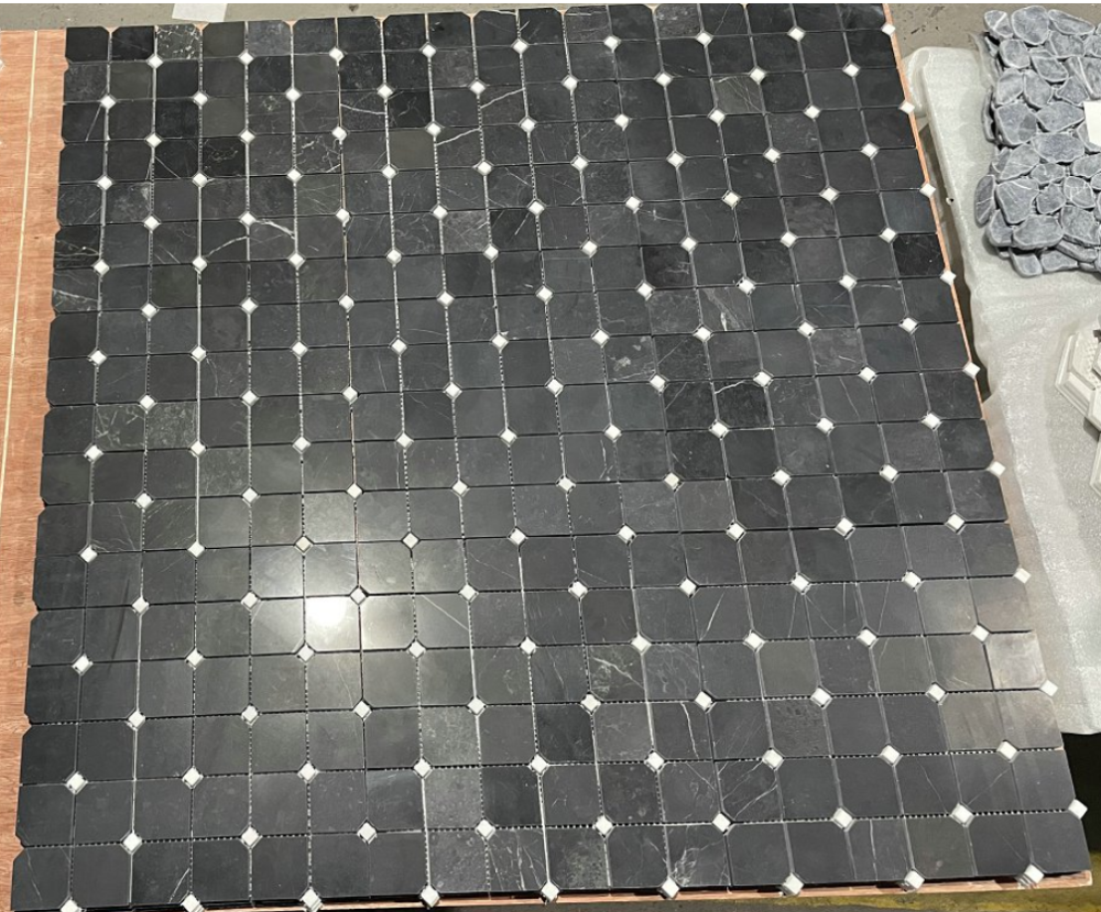 Clipped Nero Marquina 12 x 12