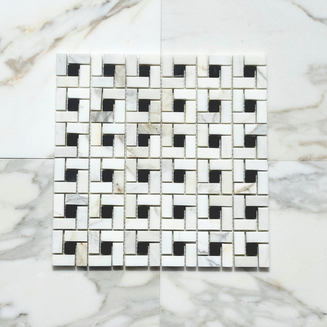 Calacatta Gold Pinwheel with Black Mosaic