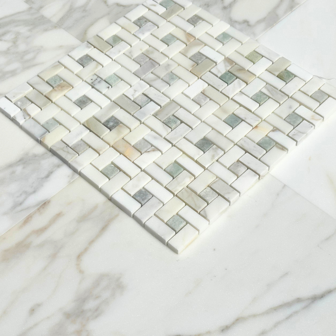 Calacatta Gold Pinwheel with Ming Green Mosaic