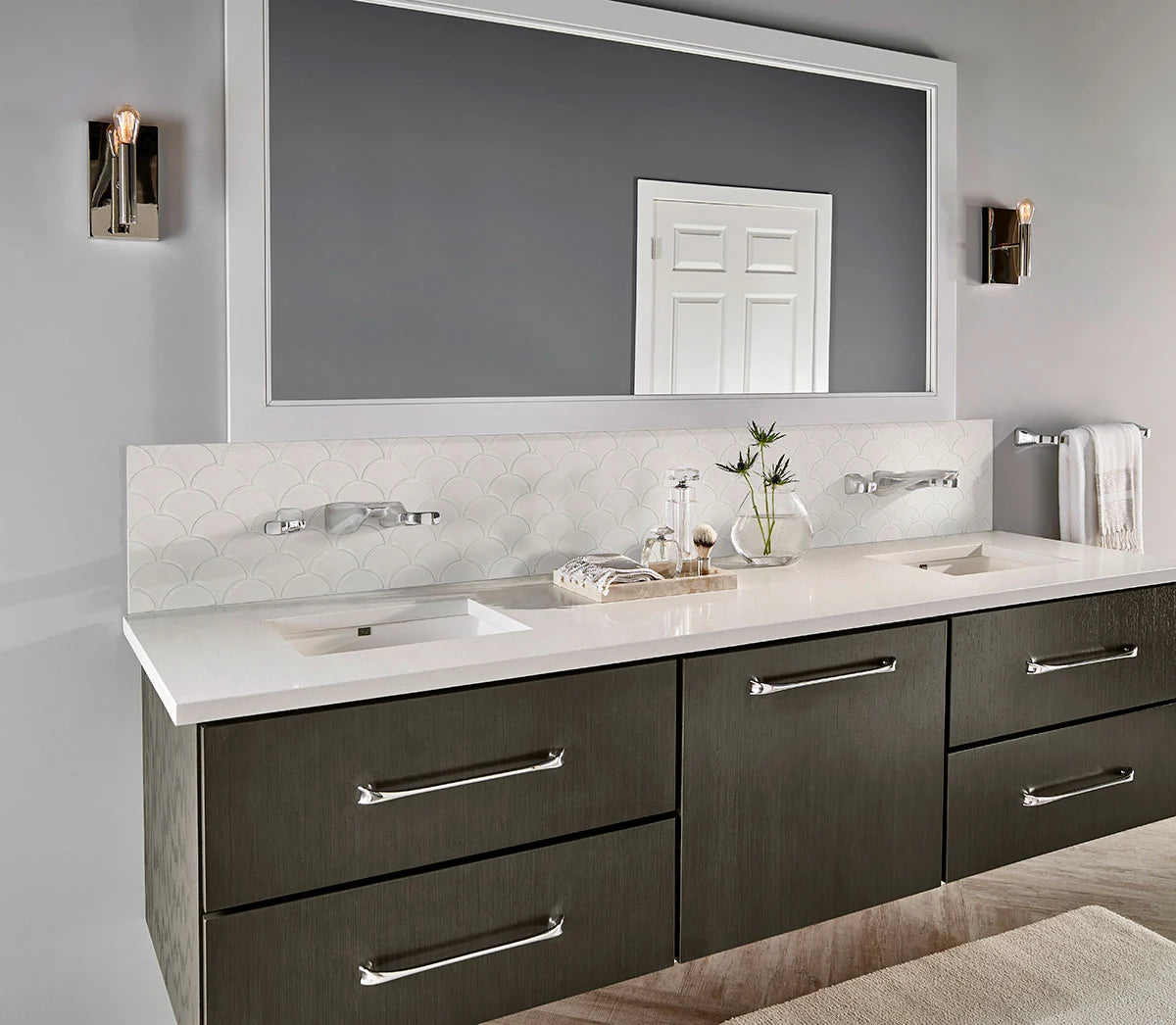White Glossy Scallop 6mm Porcelain Mosaic Tile – Fan-Shaped Tile for Backsplashes, Shower Walls & Bathroom Accents