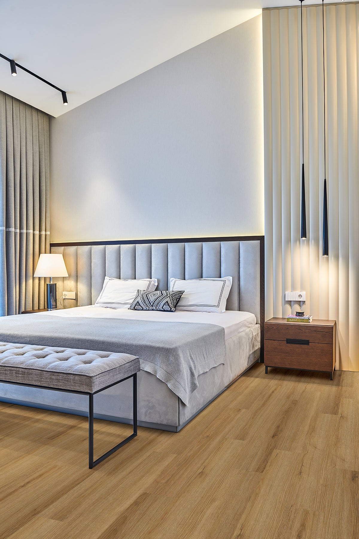 CYRUS AMBER FORRESTER 7.13X48.03