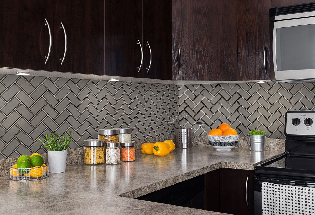 CHAMPAGNE BEVEL HERRINGBONE 8MM GLOSSY  - 2x4