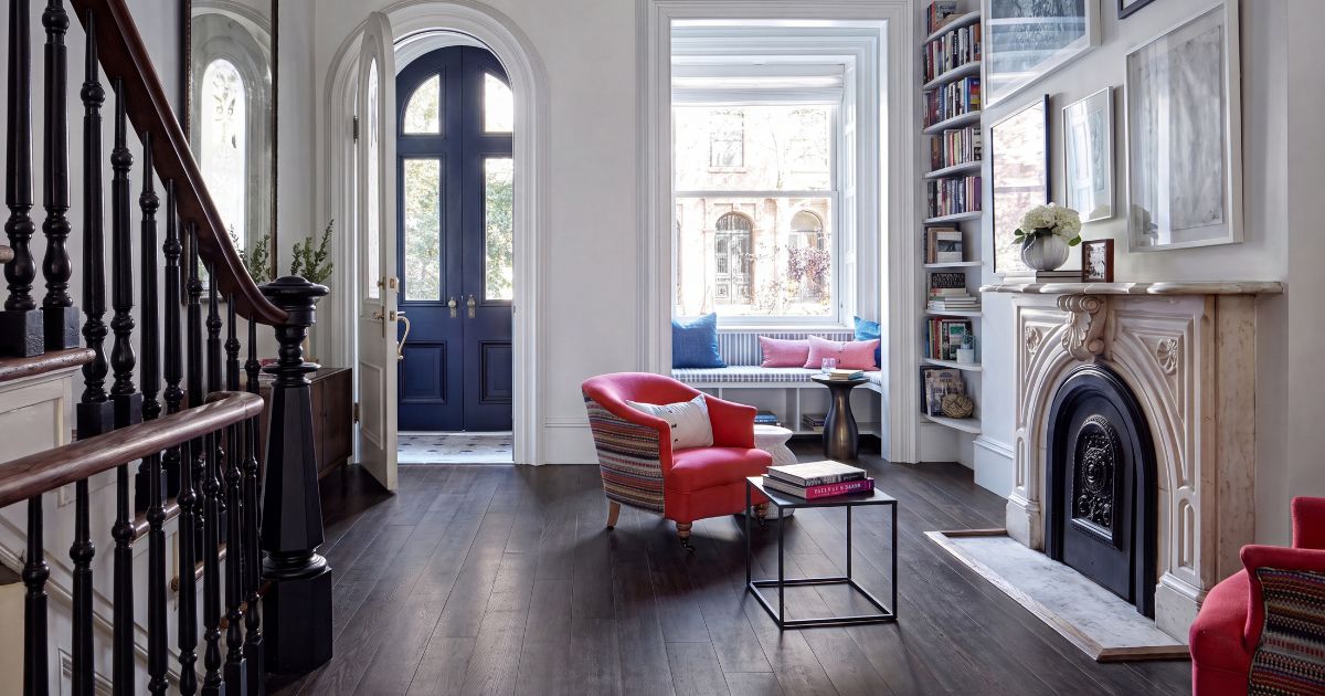 Living room tile idea: Selection Oak Black 8 x 71 - dramatic black woody plank in a styled living room