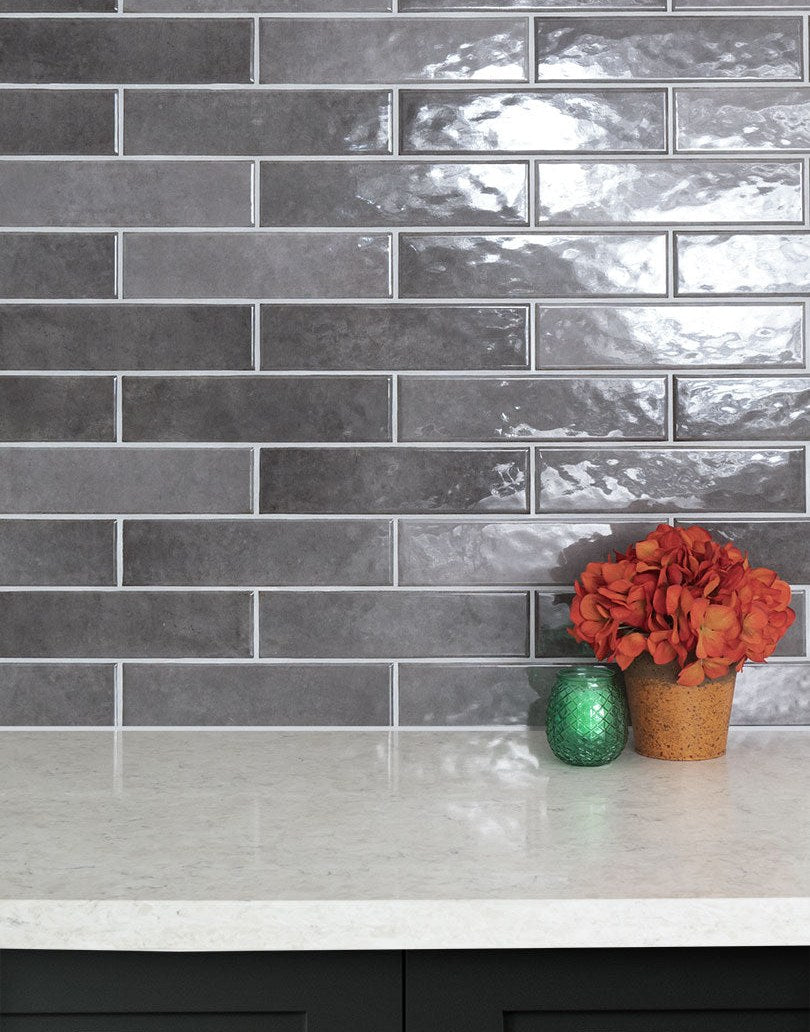 Subway pattern tile